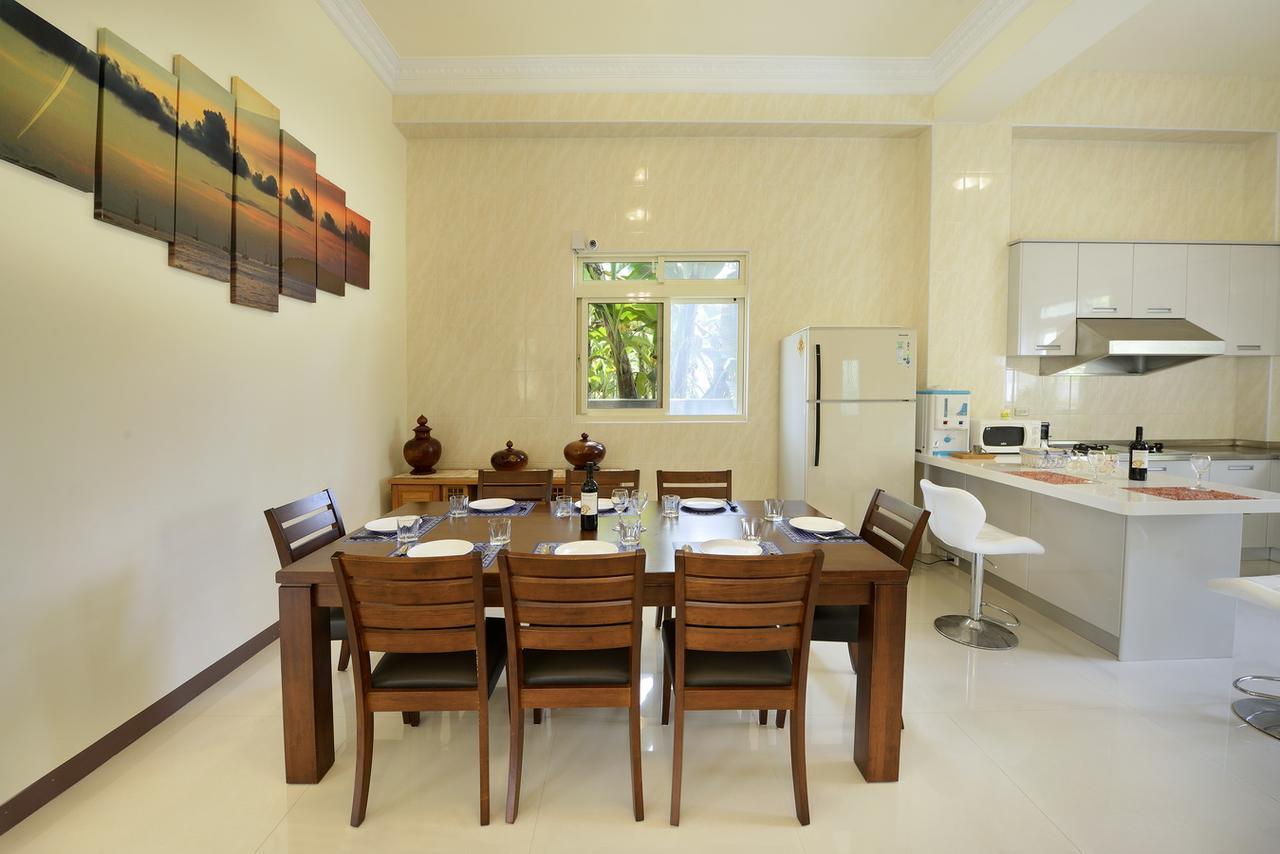 เลิฟ ฟัน เฮาส์ Bed & Breakfast หยูฉี ภายนอก รูปภาพ